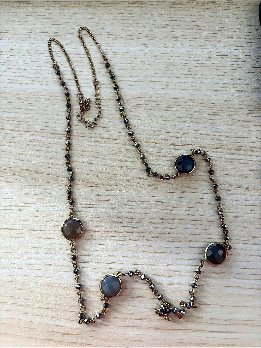 Beaded Pendant Necklace in Gold & Blue Like New